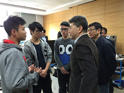 教育部高教司吴岩司长视察我校粤港机器人学院之二 教育部高教司吴岩司长视察我校粤港机器人学院之二