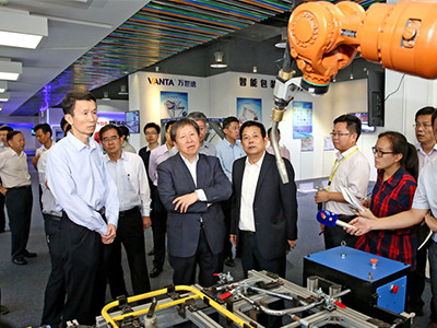 科技部副部长曹建林到我校视察 科技部副部长曹建林到我校视察